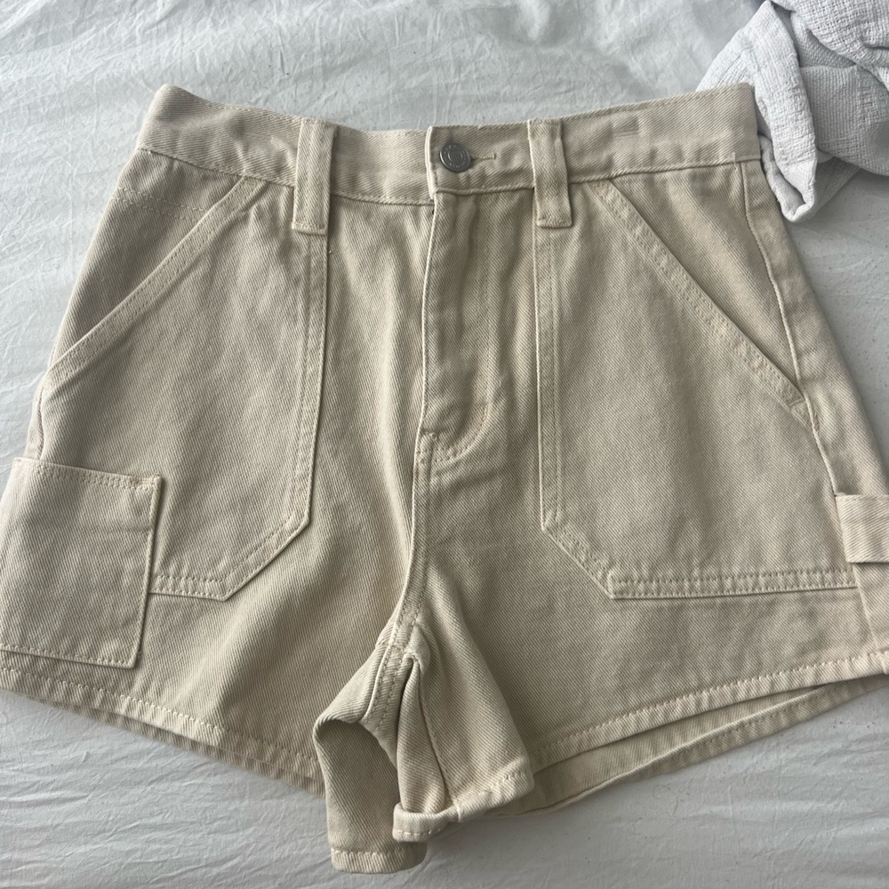 PacSun size 25 shorts (Never worn)